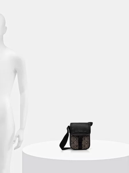 Calvin Klein Válltáska sötét bézs / fekete barna