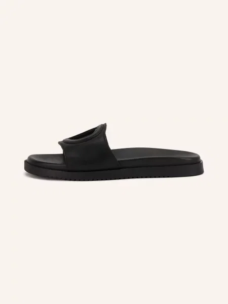Steve Madden Pantofle Mayke S Výřezy černá