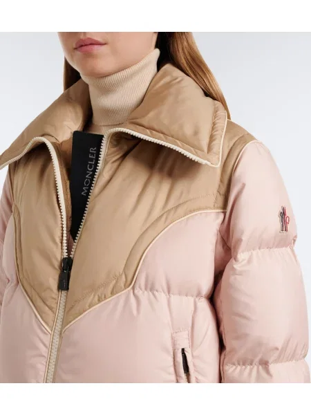 Matlasat geacă cu puf Moncler Grenoble roz
