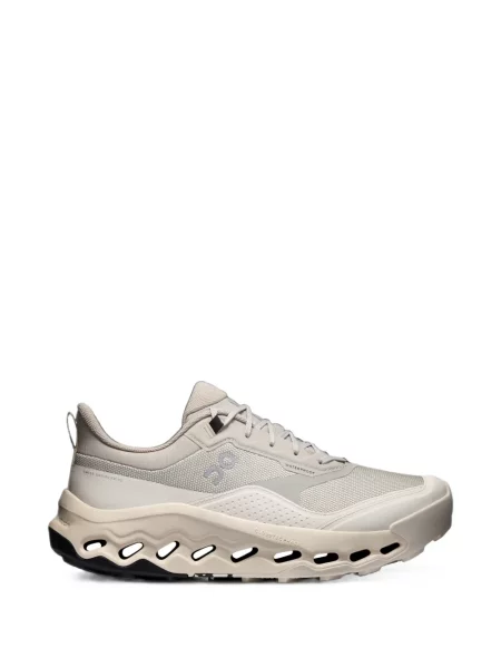 Sneakerși On