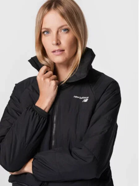 New Balance Pernata jakna crna