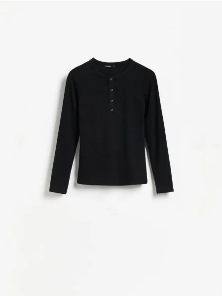 Reserved Top cu adaos de negru