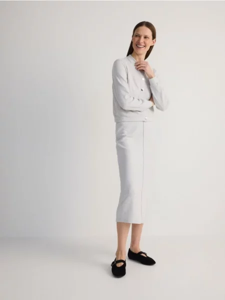 Reserved Трикотажна спідниця міді світло-сірий сіра