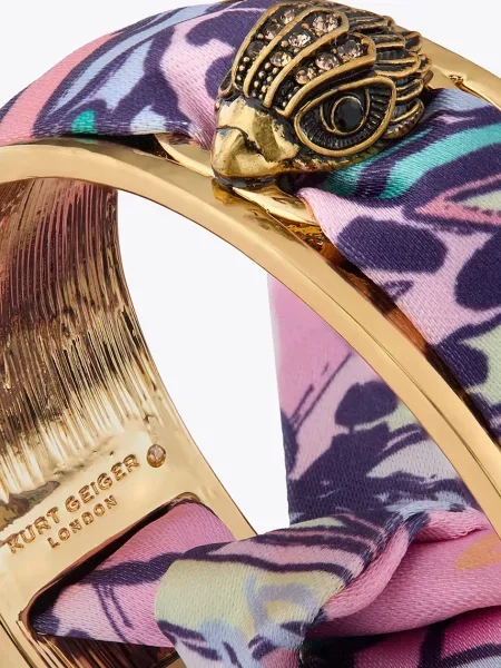 Fular Kurt Geiger cu imagine roz