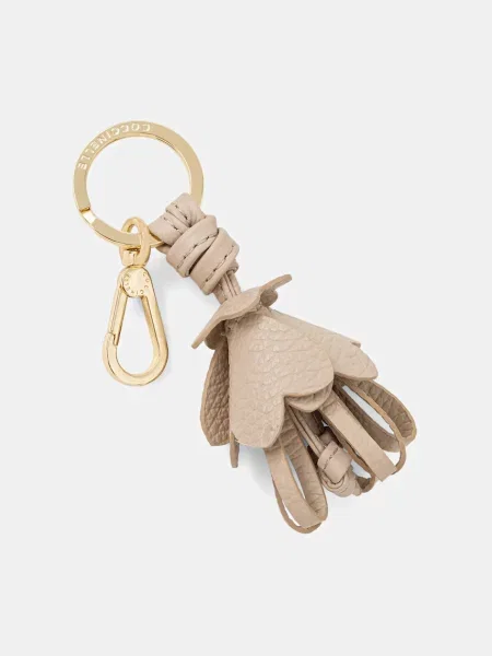 Usnjen obesek za ključe Coccinelle E2 41 12 01 bež