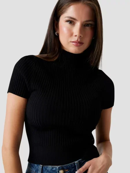 Футболка Guess черная