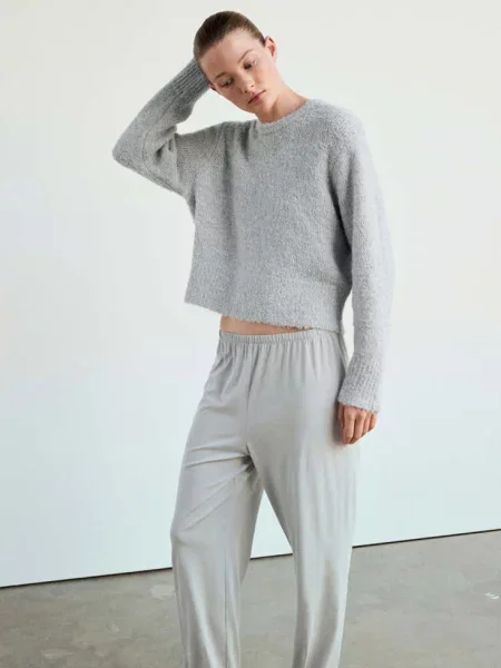 Sweter z dzianiny bouclé z okrągłym dekoltem Kobieta M MANGO szary
