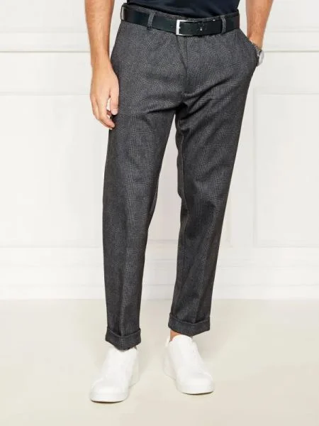 BOSS BLACK Pantaloni | Tapered fit negru