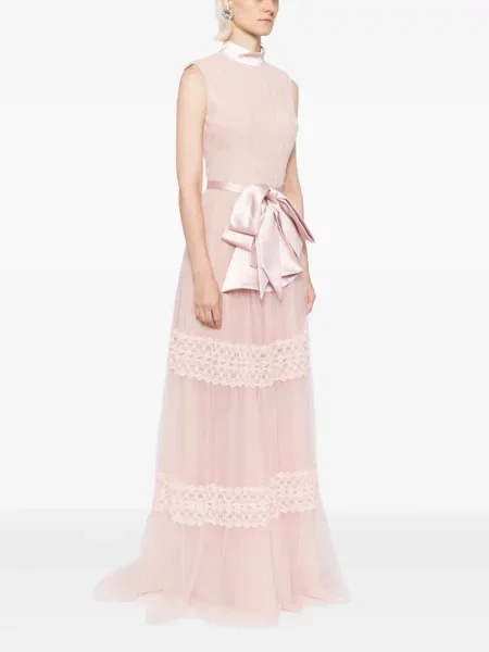 Rochie Saiid Kobeisy din dantelă de costum roz