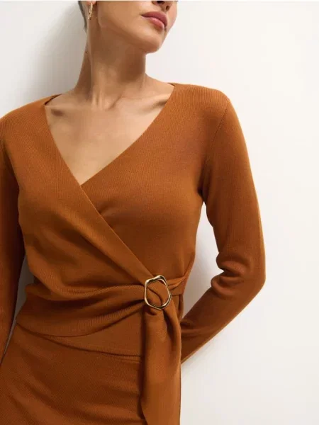 Mohito Susiaučiamas megztinis ruda auksinė