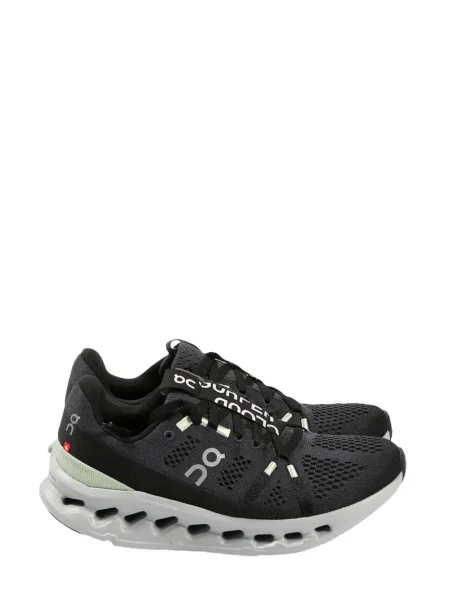 Sneakerși On negru
