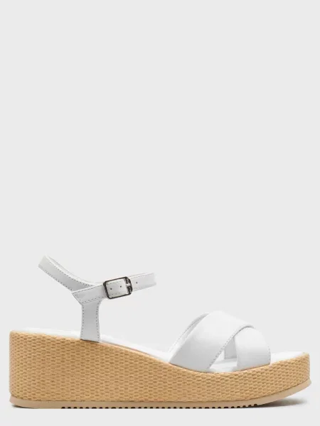 Босоножки Unisa белые