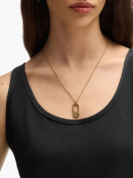 Top Boss din jerseu negru