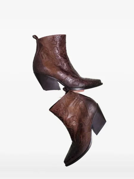 Botine Elena Iachi maro