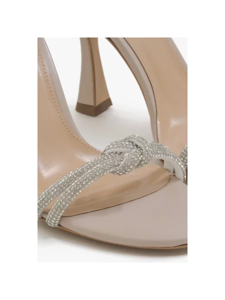 Босоніжки Ankle strap шкіряні Estro бежеві
