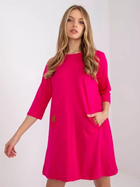 Oblekové šaty Fashionhunters fuchsia