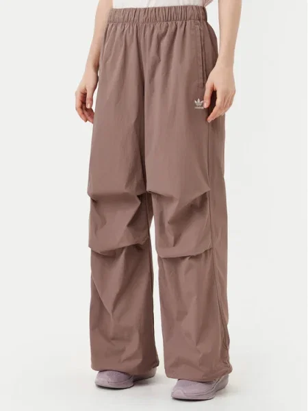 Adidas Долнище анцуг Essentials Ripstop Бежов кафяво