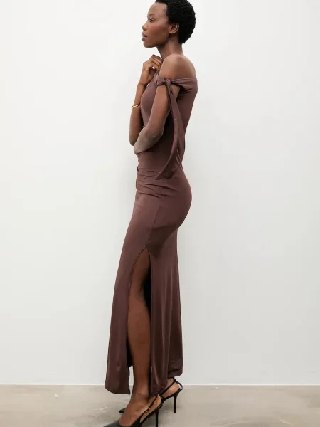 Answear.LAB sukienka drapowana brązowa