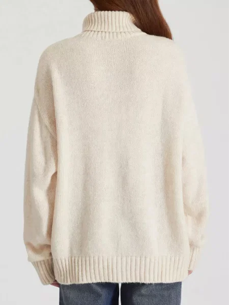 Светр Just Before молочний