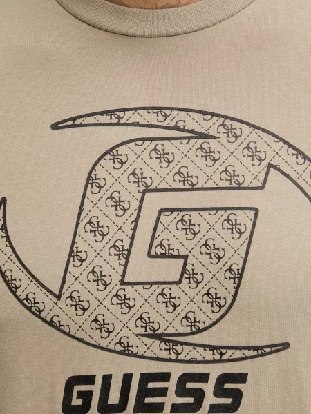 Футболка Guess