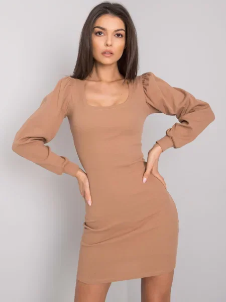 Oblekové maxi šaty Fashionhunters hnedá