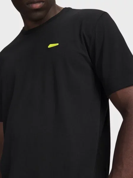 Футболка Under Armour чорна