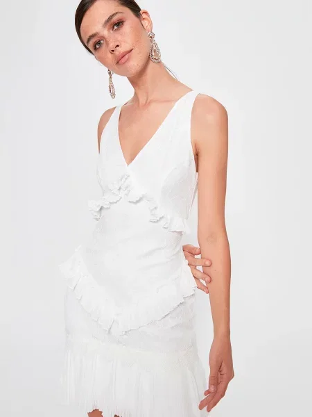 Rochie Trendyol cu volane gri