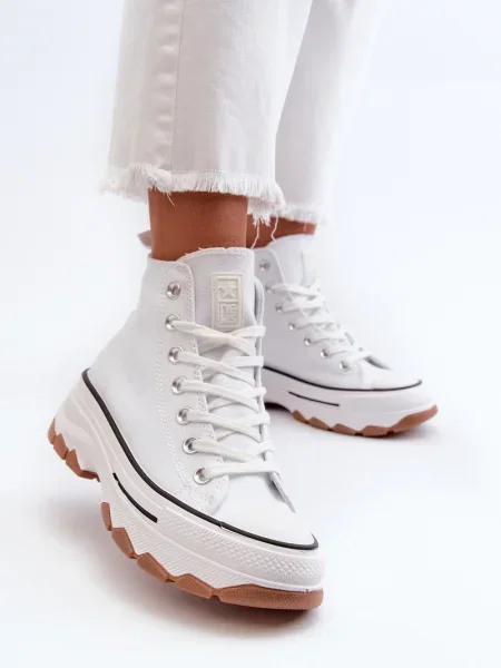 Superge Pe1 s platformo bela