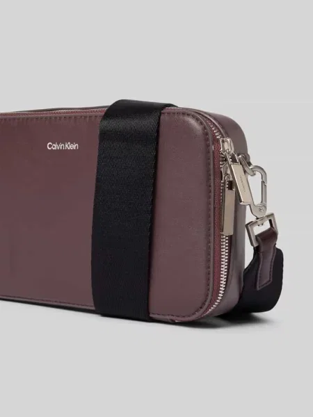 Torba na ramię z detalem z logo Ck Calvin Klein