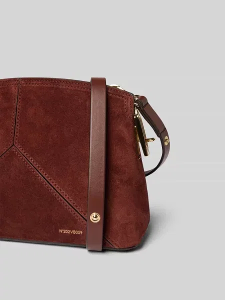 Torba na ramię z wytłoczonym logo Victoria Beckham