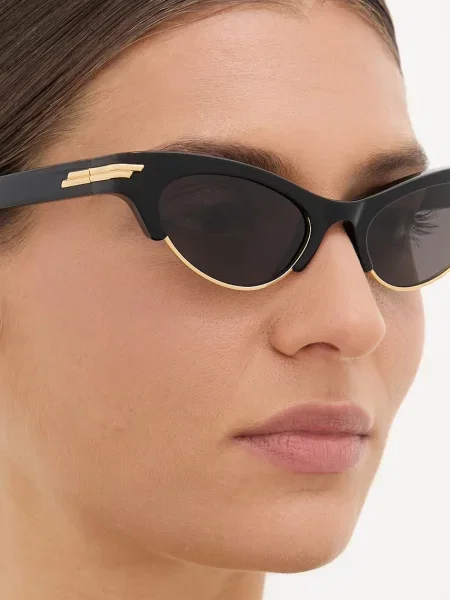 Bottega Veneta napszemüveg női fekete