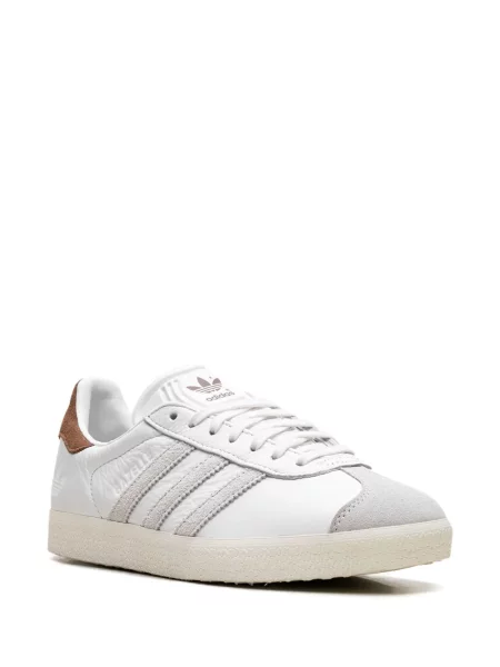 Szarvasbőr csíkos sneaker Adidas Gazelle fehér