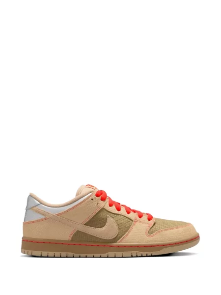 Pantaloni Nike conici cu cordon roz