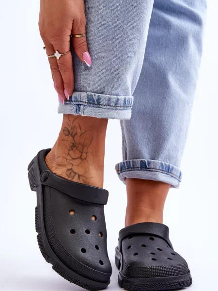 Natikači Boto črna