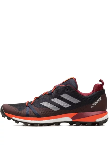 Sneakerși Adidas UltraBoost cu dungi de drumeție gri