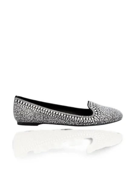 Balerini Kat Maconie