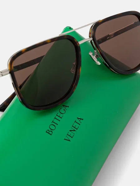 Солнцезащитные очки Bottega Veneta