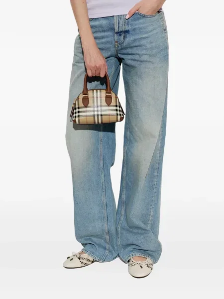 Rankinė Burberry