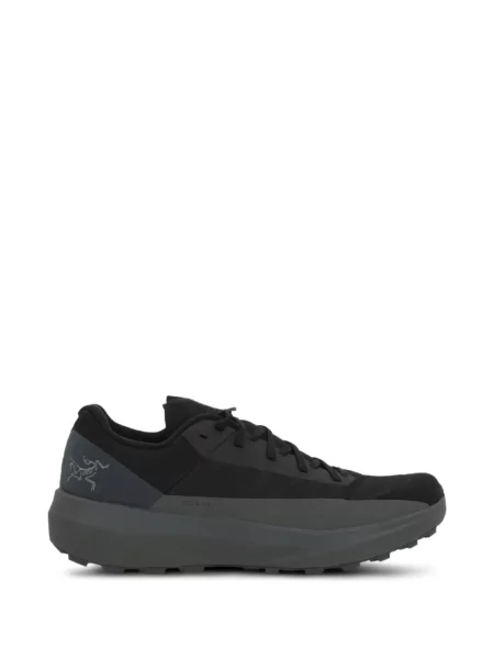 Sneakerși Arc'teryx cu imagine negru