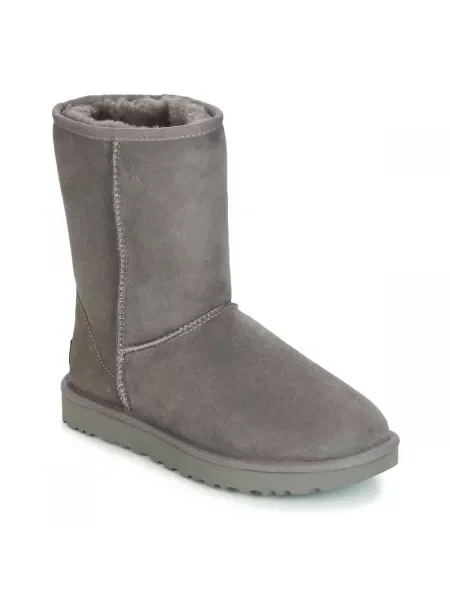 Klasické krátky členkové topánky Ugg