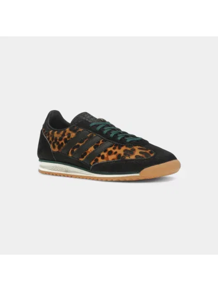 Pantofi Adidas cu imagine cu model leopard verde
