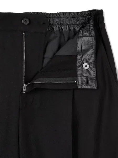 Pantaloni Studio Tomboy plisate negru