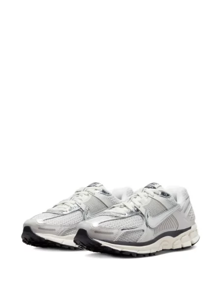 Sneakerși Nike Vomero alergare gri
