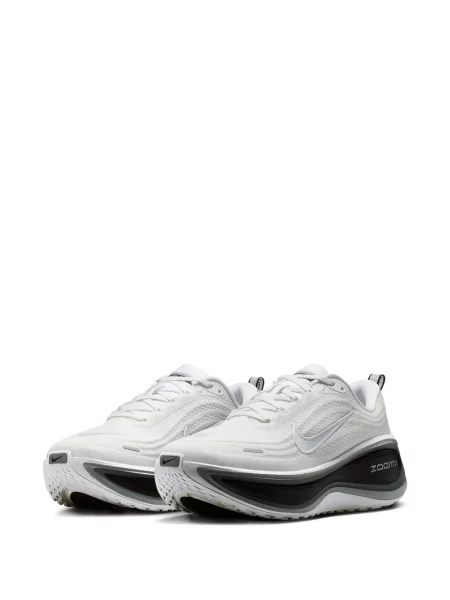 Sneakerși Nike Vomero alb