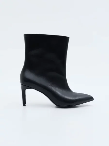 Кожаные ботильоны Emmelie Delage черные