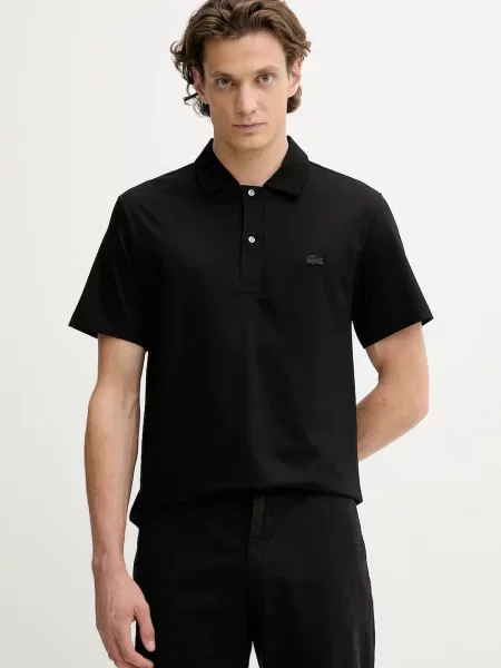 Тениска с яка Lacoste с изчистен дизайн черно