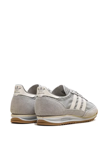 Top Adidas gri