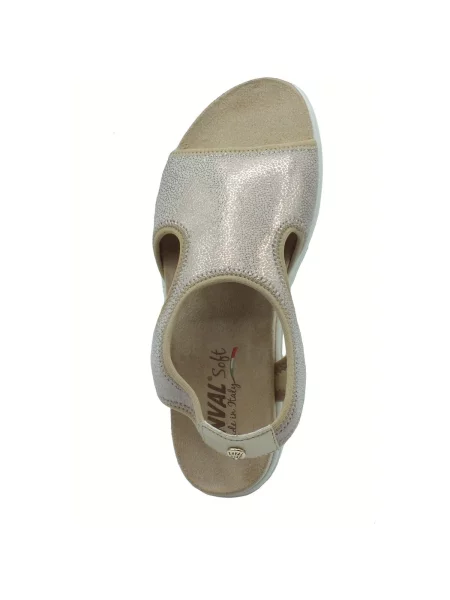 Sandály Enval v městském stylu stříbrné