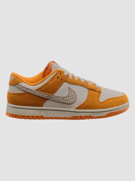 Замшевые кроссовки Nike Dunk оранжевые