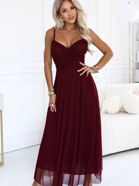 Rochie maxi Numoco Basic din tul cu bretele